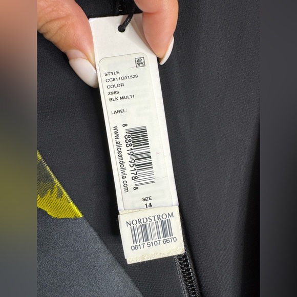 NWT ALICE + OLIVIA Tanner Asymmetric Floral Mini A-Line Dress - Picture 9 of 15